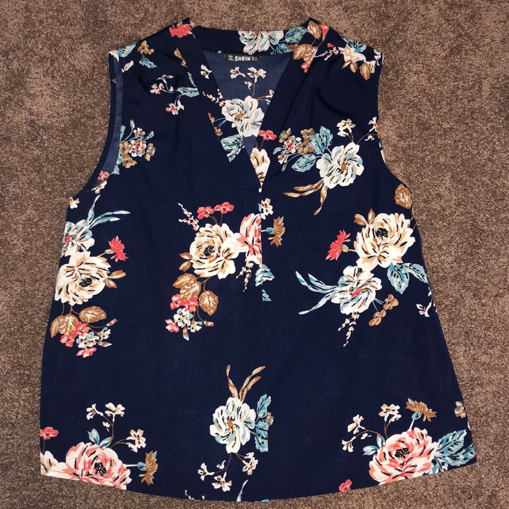 Women’s Floral Sleeveless Blouse